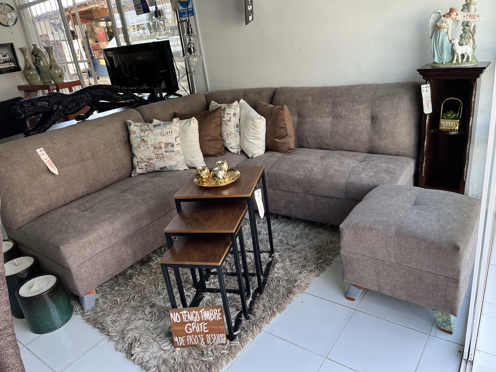 Sala Modelo 115