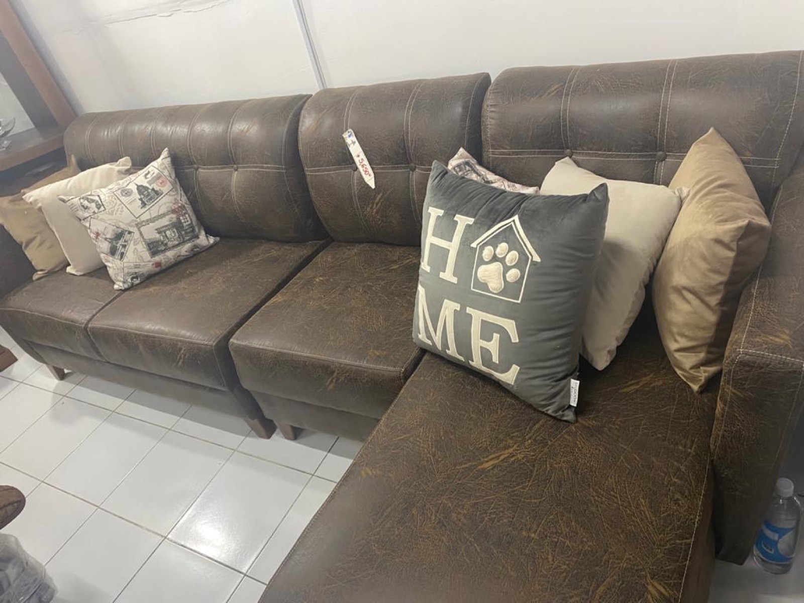 Sala Modelo 120